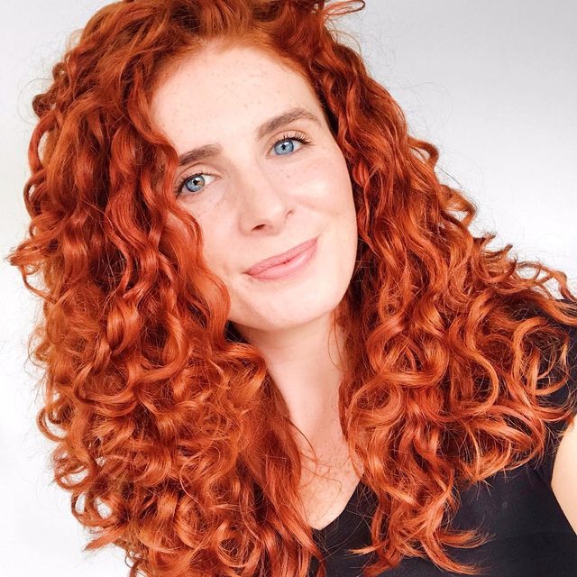 MoisturCurl Hair Milk Hydrate & Condition for Soft, Defined Curls (Vegan)