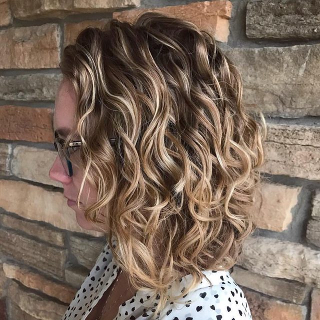curly hair